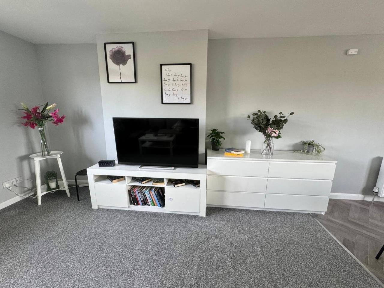 Clydebank Brand New 3Bdr Home, Glasgow Extérieur photo