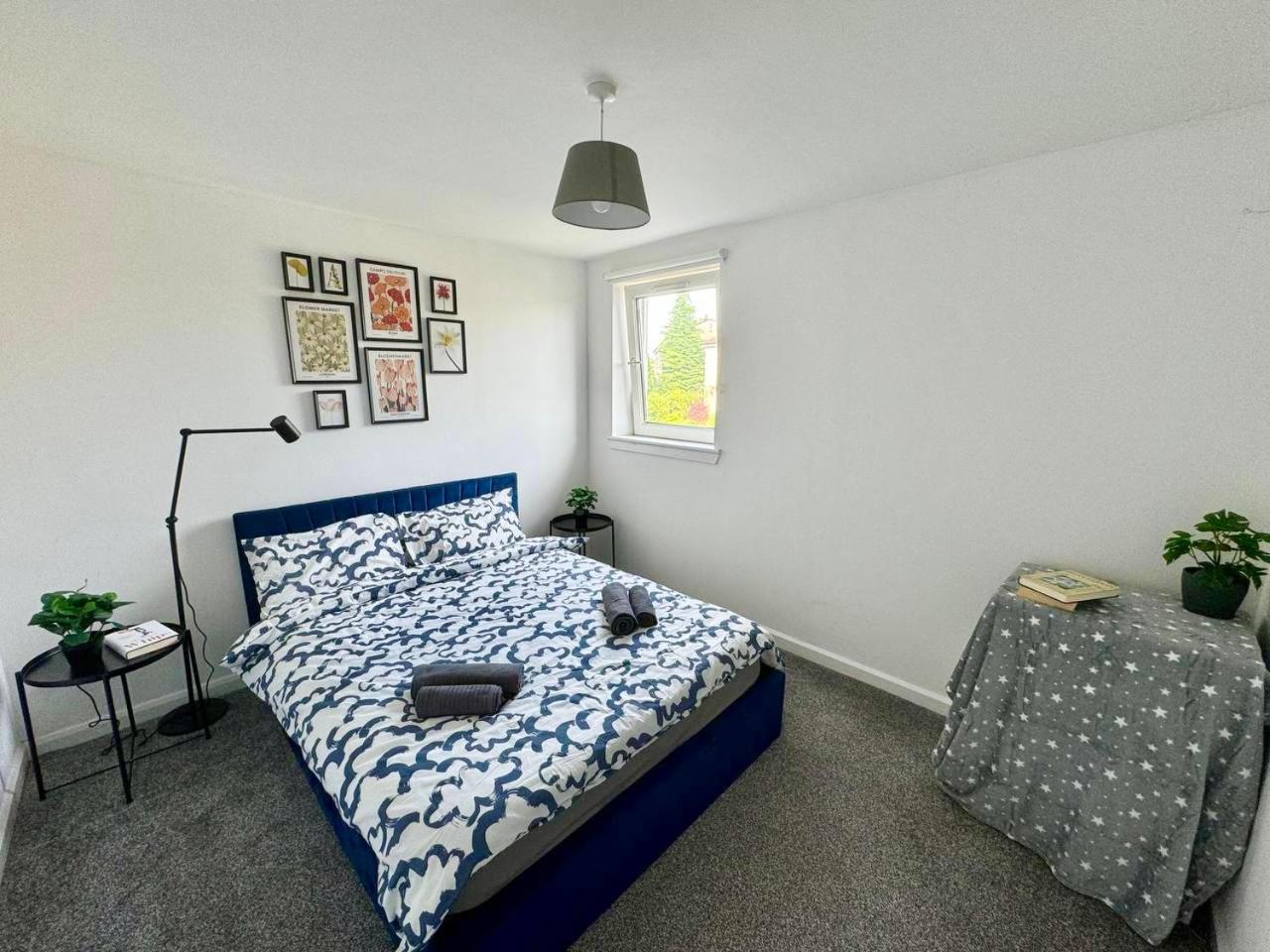 Clydebank Brand New 3Bdr Home, Glasgow Extérieur photo